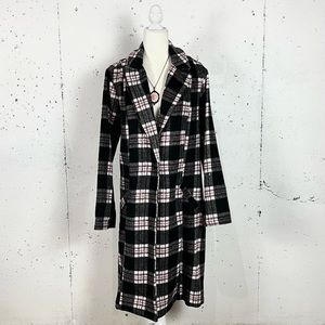 NWT Torrid Top Coat 2XL 18-20 Plaid Red White Black Trench